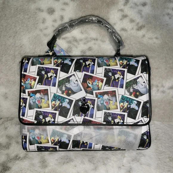 🎉❗️SALE❗️🎉LOUNGEFLY DISNEY VILLAINS CLUB POLAROID CROSSBODY PURSE - Picture 5 of 5